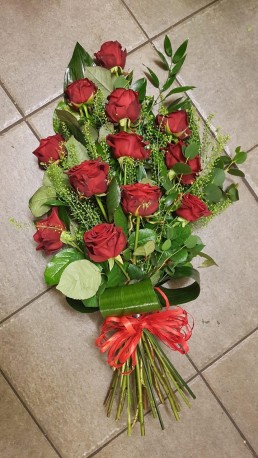 12 Red Roses Tied Sheaf