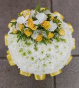 Yellow Based Posy Pad